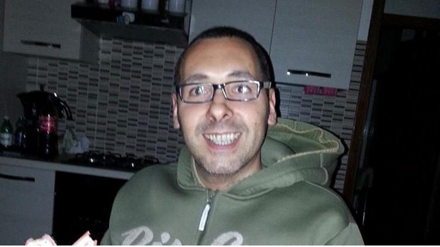 Carrara, muore a 42 anni operaio padre di due figli