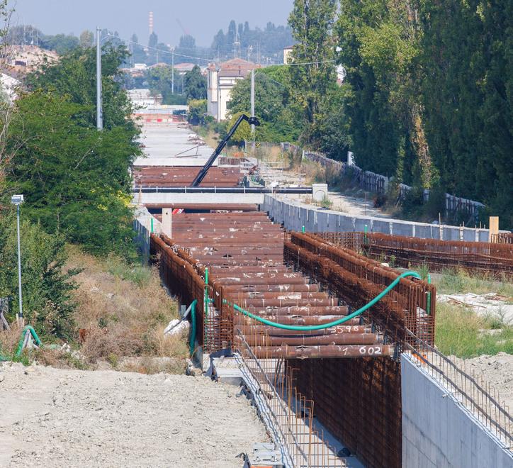 Gli ultimi scavi a Ferrara. Tunnel ferroviario, si vede la luce