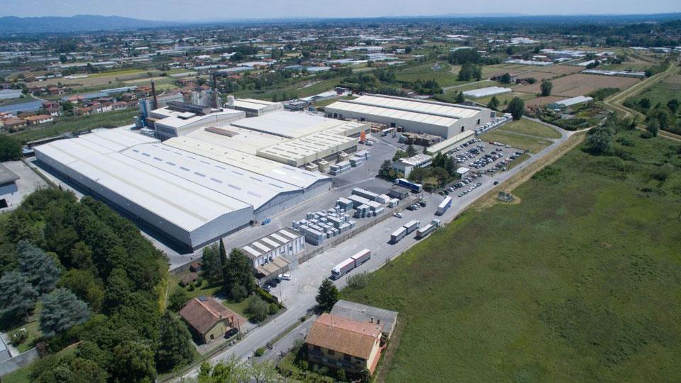 Pescia, il futuro di Verallia appeso a un filo: a rischio ci sono 80 posti di lavoro