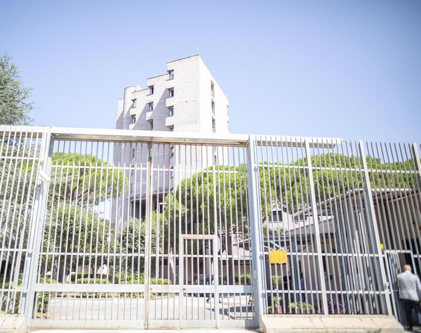 Il carcere delle Sughere invaso dai ratti: «Sono pure nei letti delle celle»