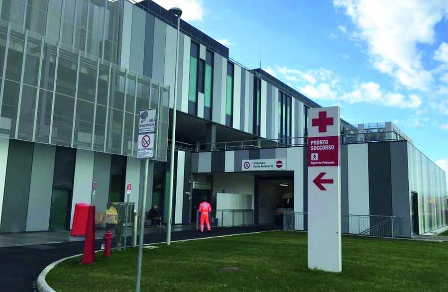 Massa, pronto soccorso preso d’assalto: fino a 280 accessi al giorno