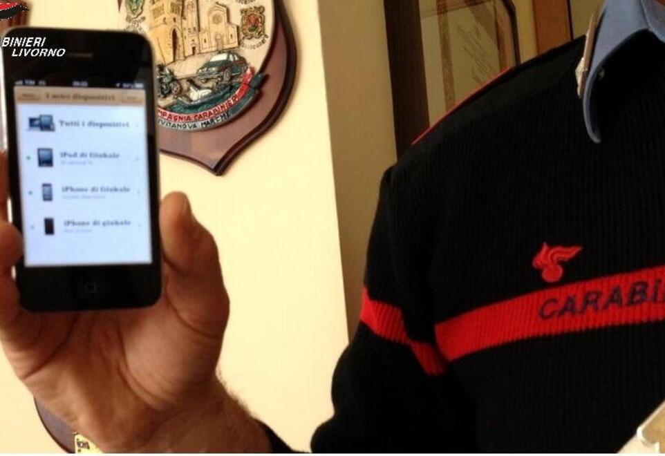 Rosignano, ruba tre telefoni: scoperto grazie al Gps