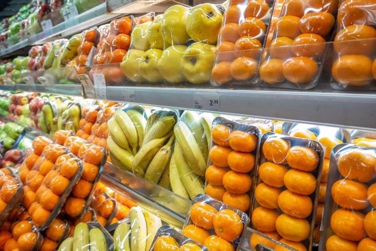 Frutta e verdura, 8 italiani su 10 preferiscono comprarle sfuse