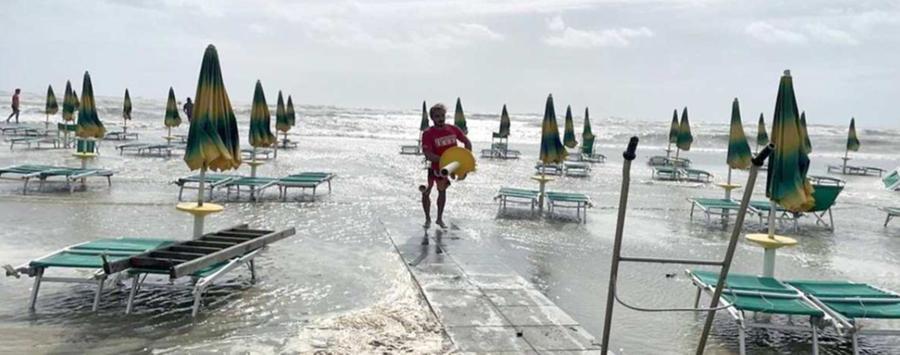 
	Il Bagno delle Nazioni a Principina a Mare (foto Agenzia Bf)

