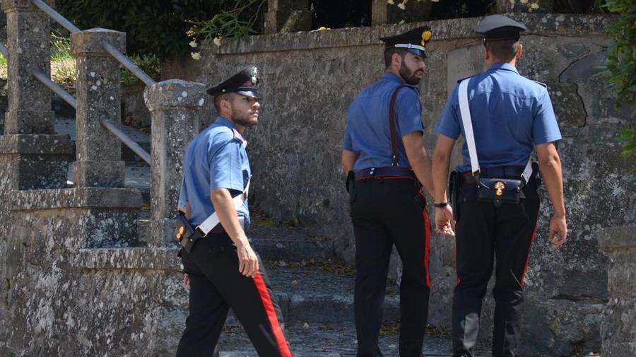 Domus de Maria, spintona la mamma che gli rifiuta i soldi per la droga e minaccia i carabinieri: arrestato un 28enne