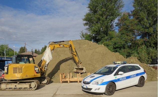 Pieve di Cento, rubavano gasolio dal cantiere. Coppia incastrata grazie ai video