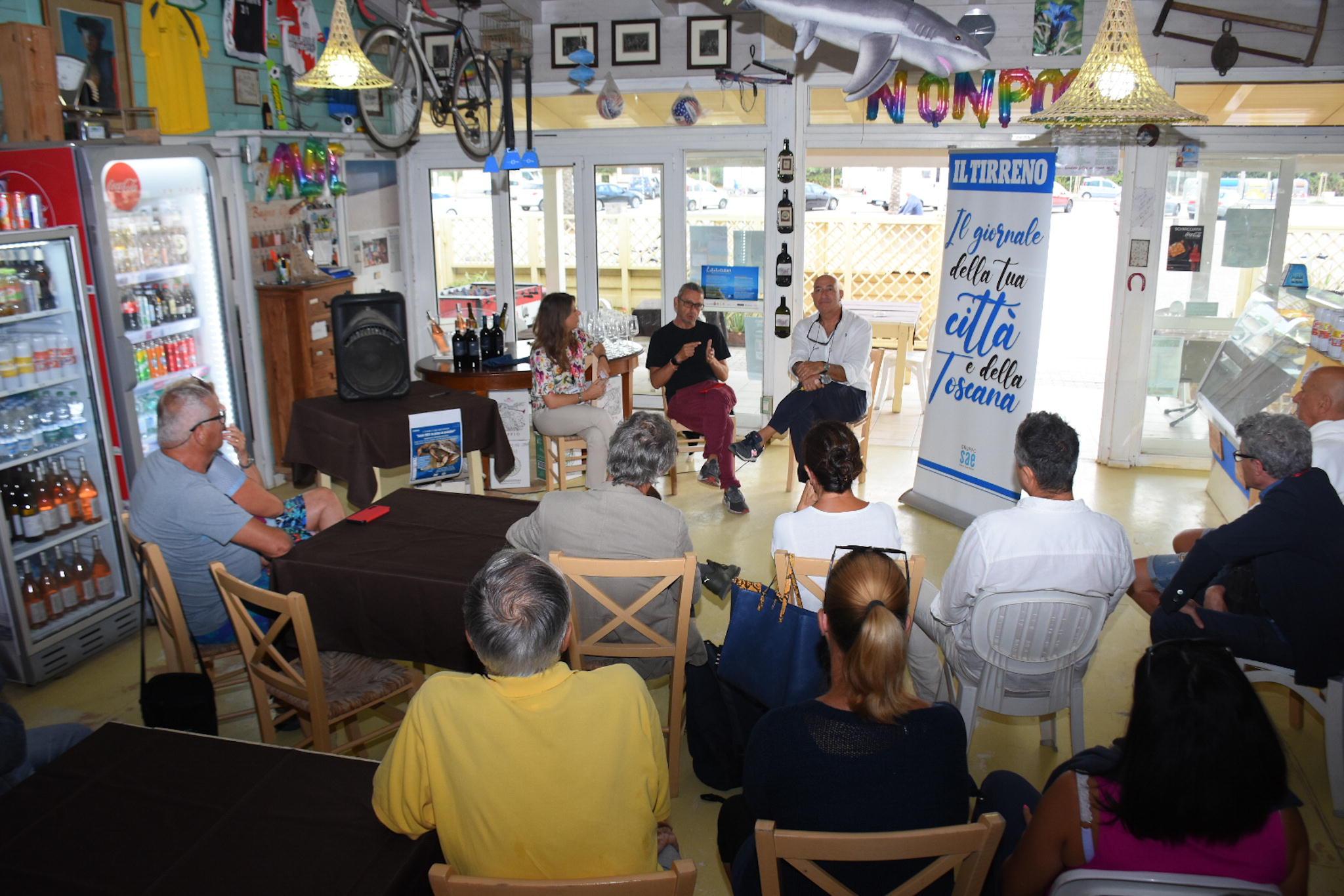 Al Bagno Giglio di Marina di Grosseto dibattito e degustazione con I Pescatori
