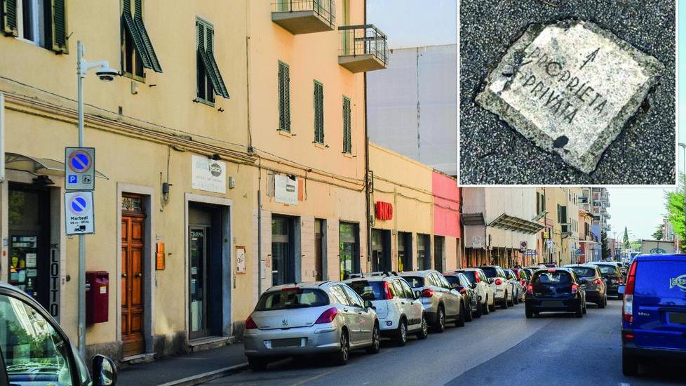 Grosseto, commerciante “bloccato” dal suolo pubblico: quando la burocrazia diventa un calvario