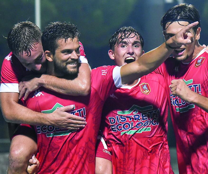 Tanti derby e vecchie conoscenze Ma il Grifone vuole essere la big