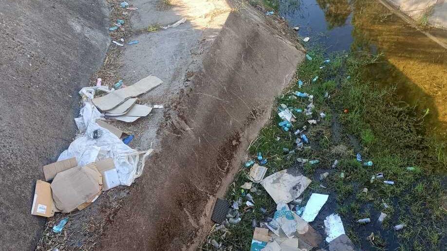 Olbia, dopo il Red Valley festival in via Libia restano i rifiuti