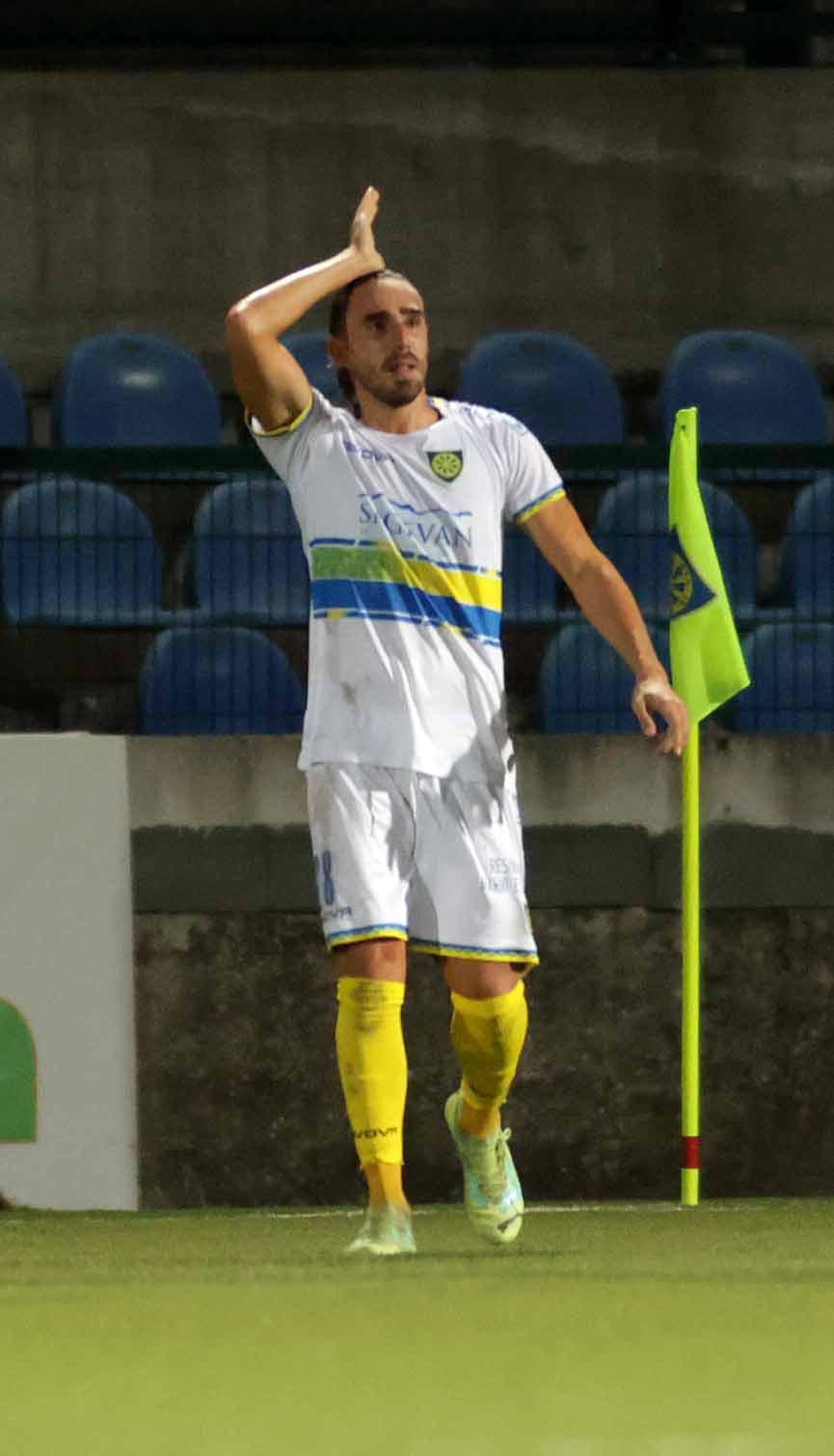 
	Capello festeggia il primo gol del campionato

