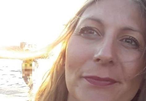 Calcinaia, addio alla mamma di 3 figli uccisa da una malattia a 47 anni