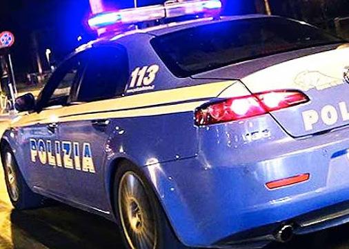 Pistoia, avvicina per strada i bambini: allarme dei genitori nel quartiere
