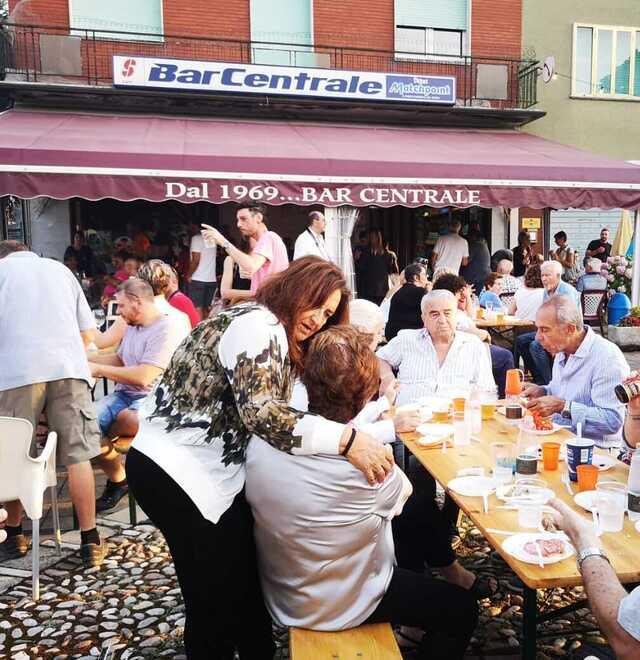 Dogato, il bar Centrale si rifà il trucco e festeggia 54 anni di servizio