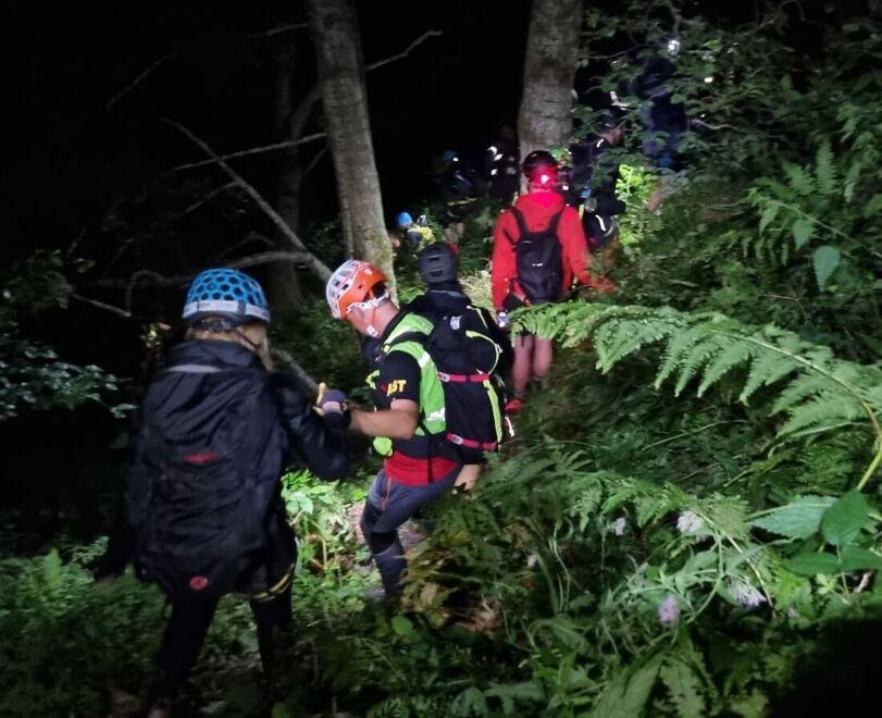 Il recupero dei nove escursionisti bloccati a Canal Faldone sul Monte Contrario