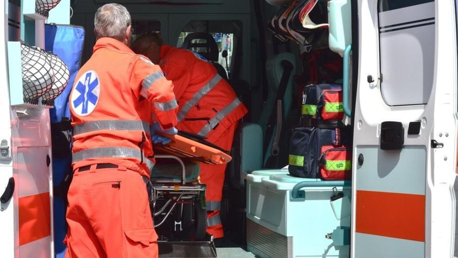 Sul posto due ambulanze e l'elisoccorso (Foto di repertorio)