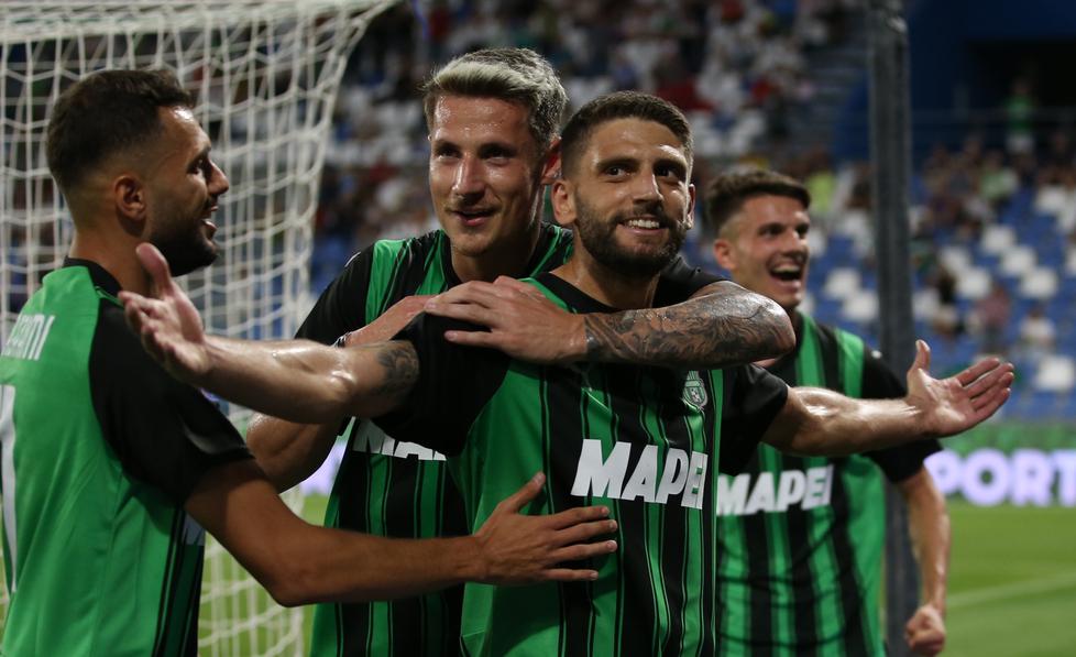 Mimmo Berardi show al Mapei Stadium: torna, fa due gol e il Sassuolo si sblocca 