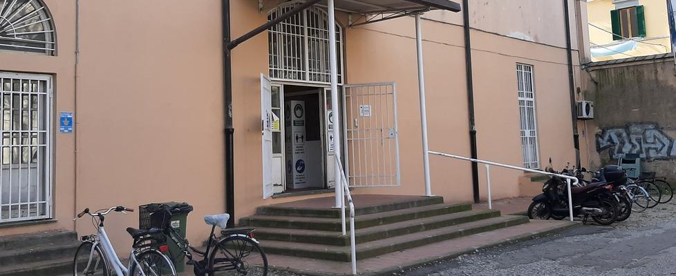 Livorno, al liceo Cecioni mancano ancora sedici aule: «Due mesi per i prefabbricati»