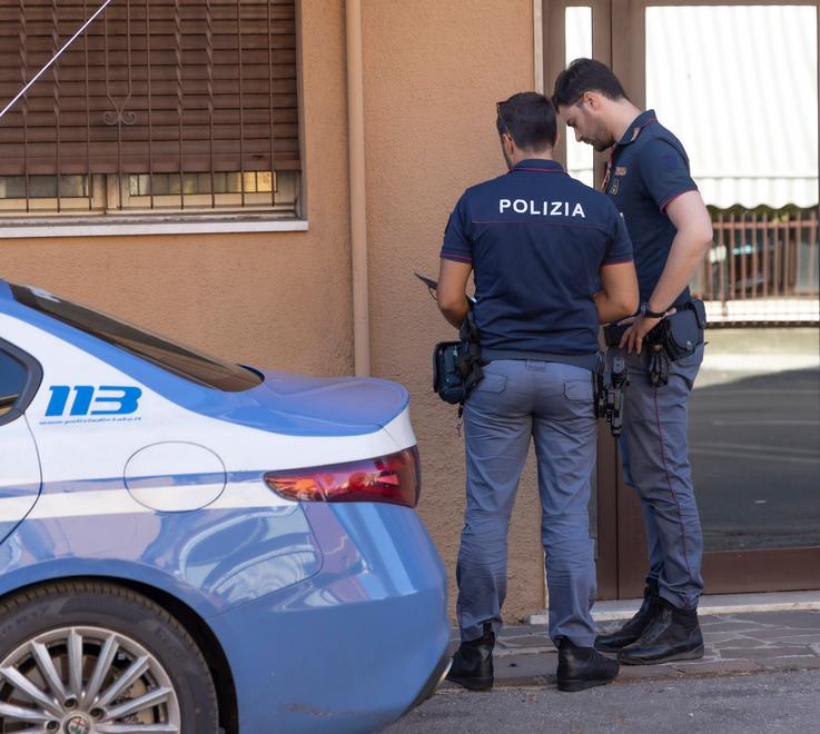 Modena, accoltellato dal coinquilino in via Nievo
