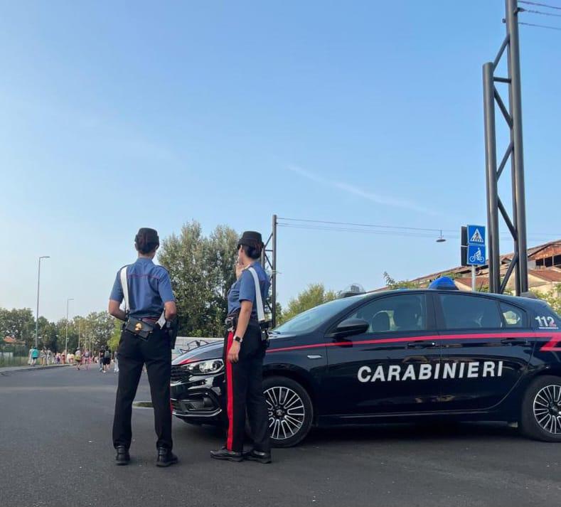 Prima prende a schiaffi e poi deruba l’ex. Per il recidivo scatta il braccialetto elettronico