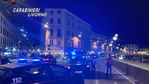 Livorno, al volante senza aver mai preso la patente: multa di 5.100 euro per un 21enne
