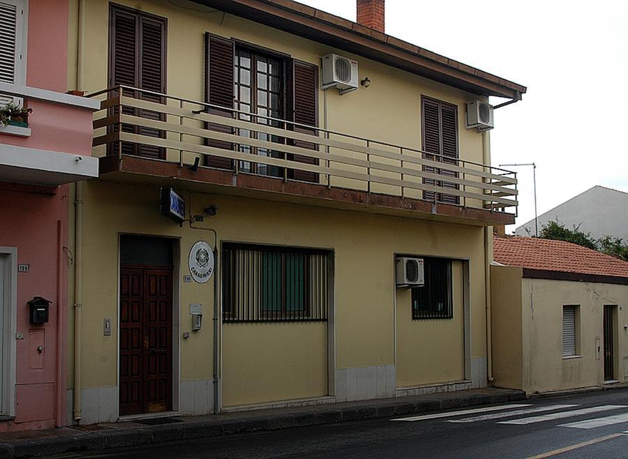 
	La stazione dei Carabinieri di Santa Giusta

