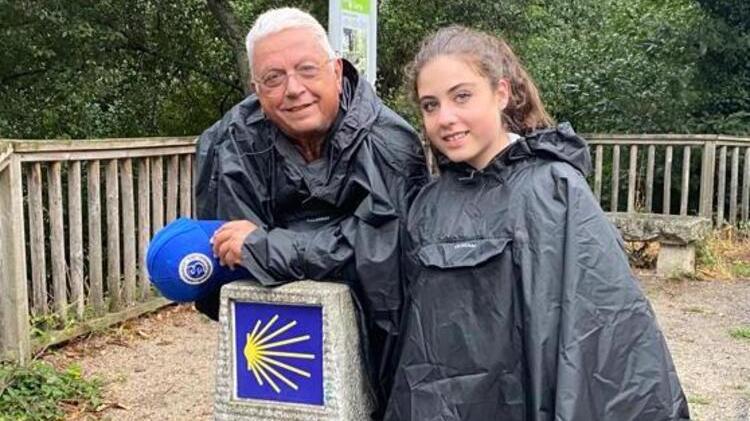 Il Cammino di Santiago con le nipoti: la sfida dell’avvocato pontederese Brini