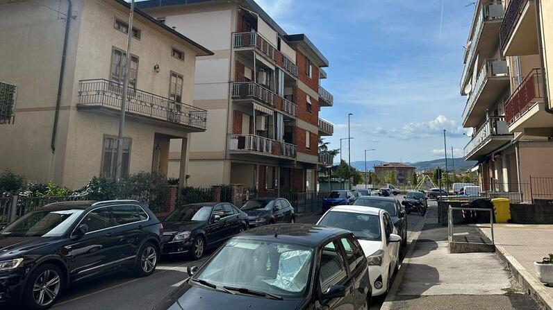 Bimbo morto schiacciato, i vicini: «La mamma è stata molto coraggiosa»