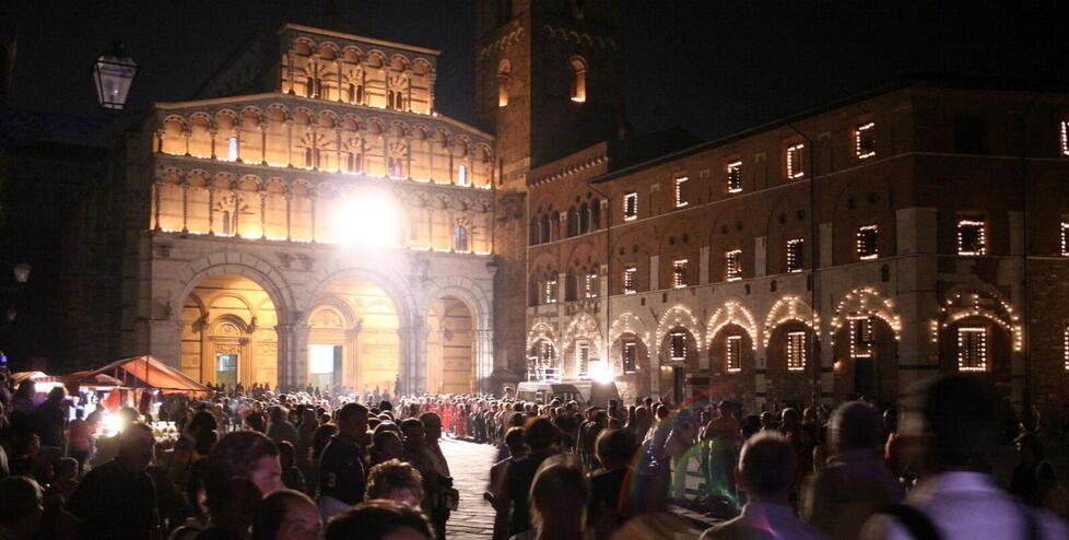 Lucca, corteo della Santa Croce: la chiusura non avverrà in cattedrale. Ecco perché