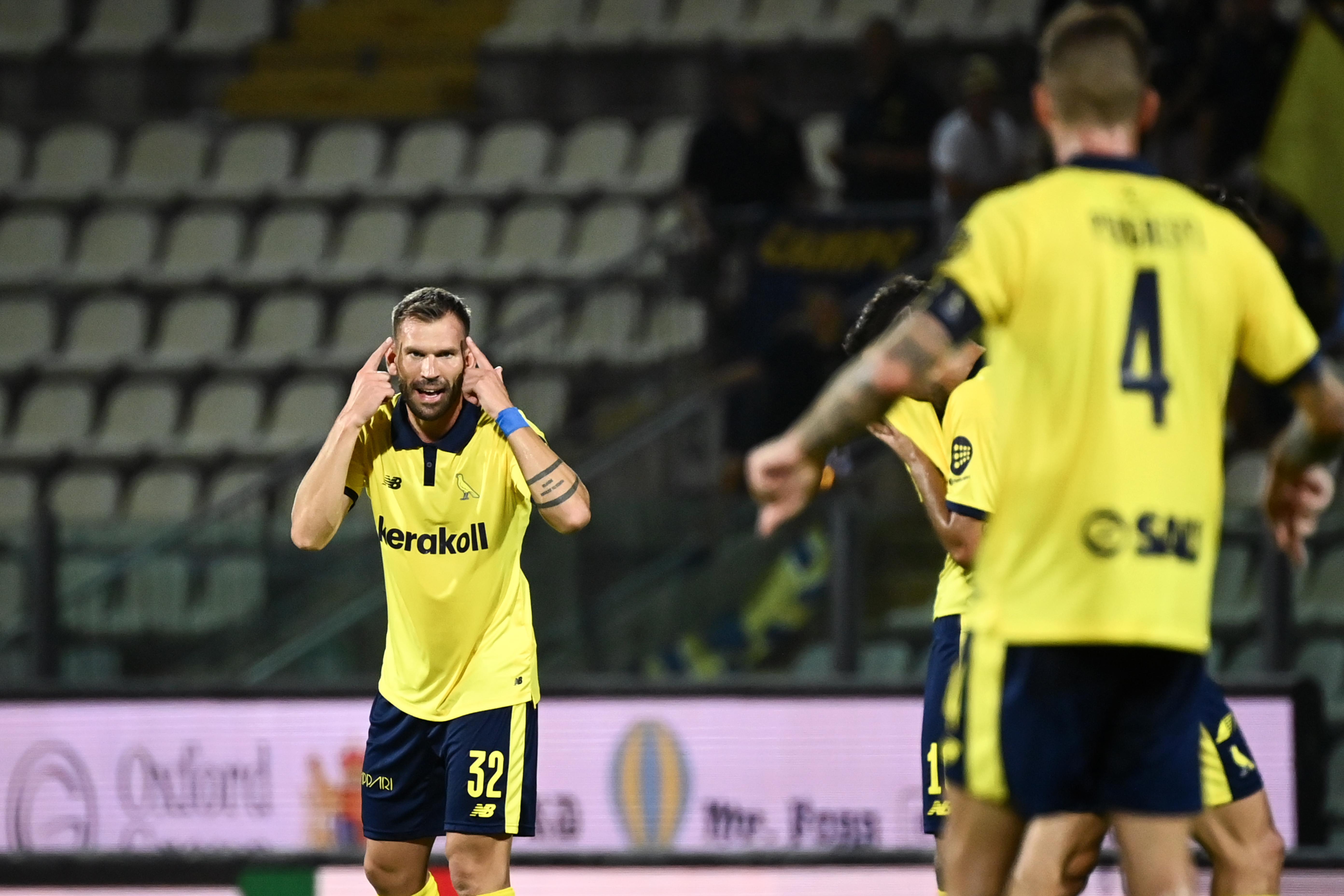 Modena nel mondo di Strizzolo: da Sheva a Granoche e i Queen<br>
