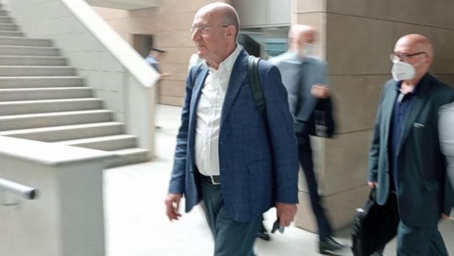 
	Michele Mario Elia in tribunale a Firenze

