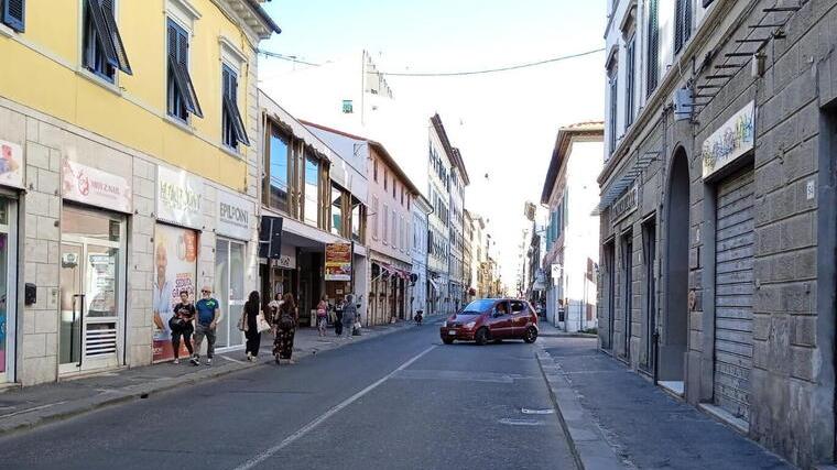 Livorno, dodicenni accerchiati dai coetanei: «Dateci i soldi e non fate storie»
