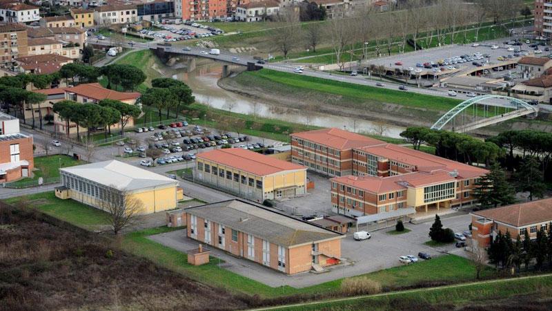 Pontedera, respinte 30 matricole all’Ipsia per mancanza di insegnanti