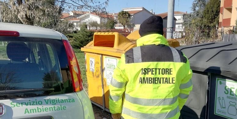 Rosignano, contro i furbetti dei rifiuti arriva l’ispettore ambientale