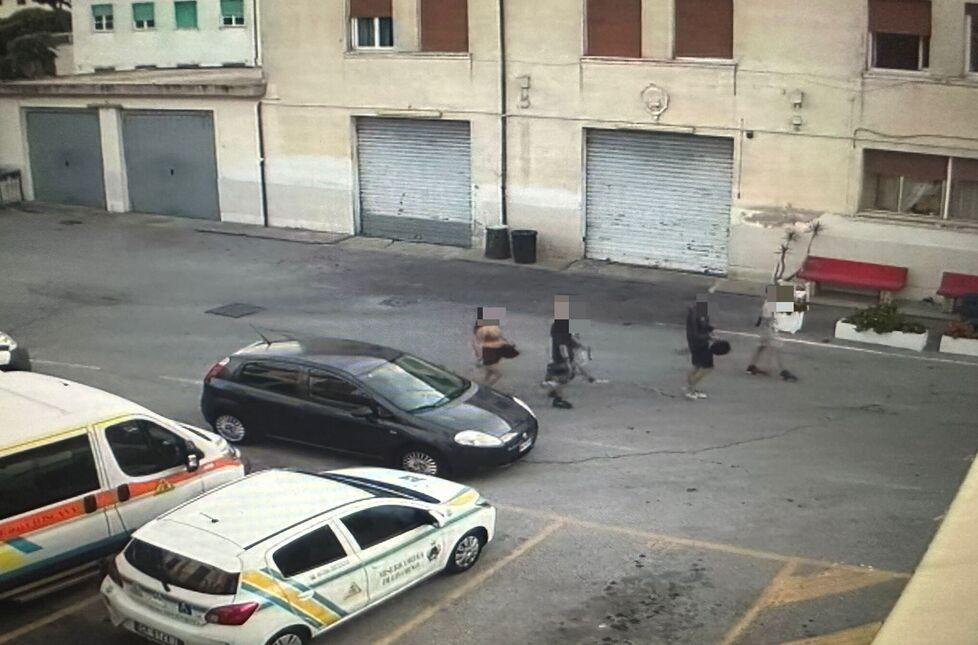 Livorno, i baby ladri pentiti ora aiuteranno gli altri. «Così li abbiamo accolti alla Misericordia»