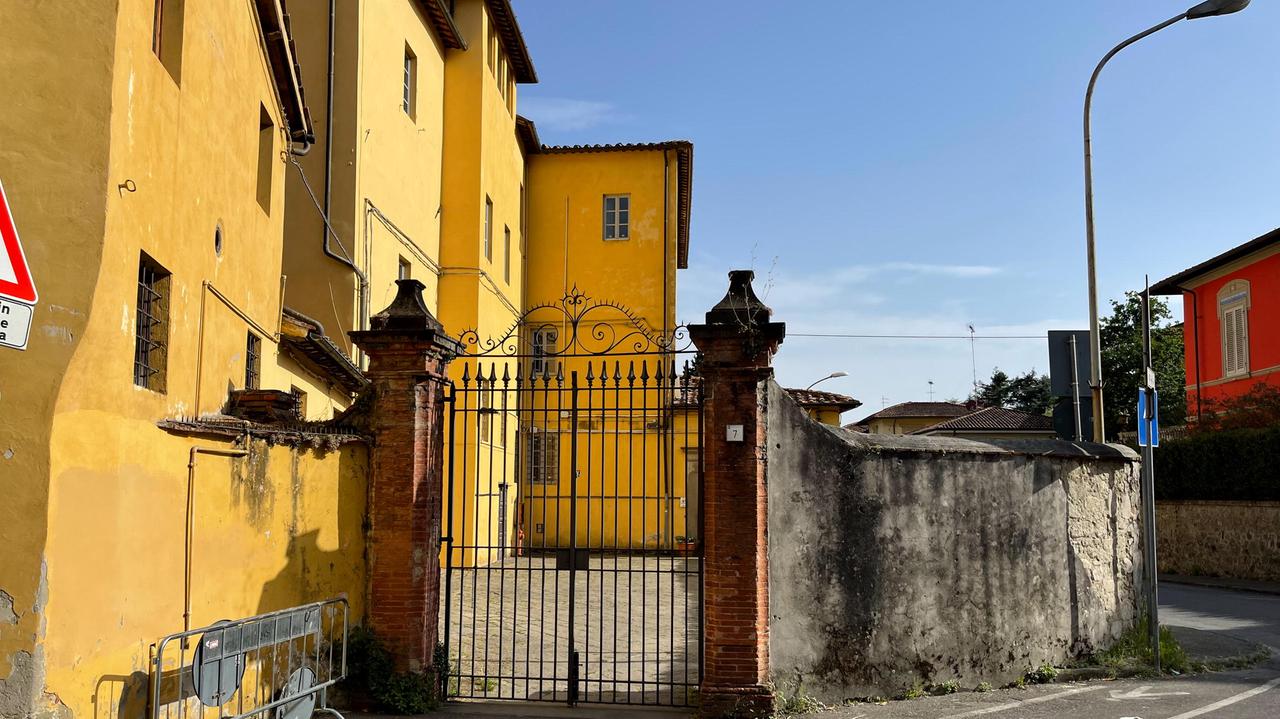 Pescia, il liceo Lorenzini riparte in cinque sedi