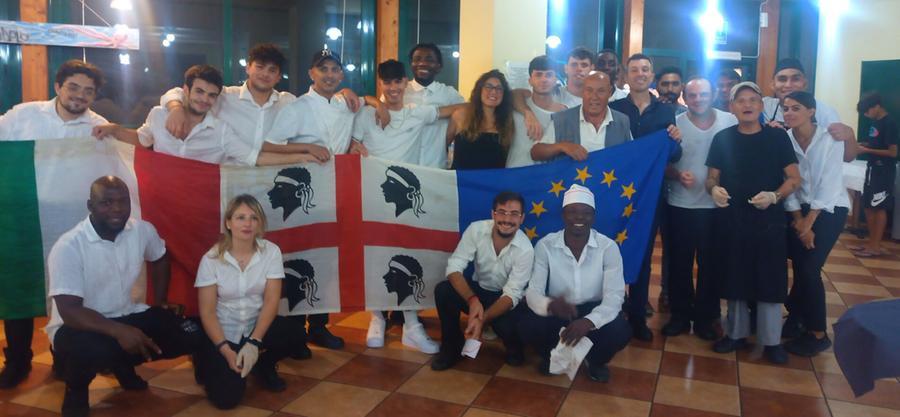 
	L'immancabile foto di gruppo a bordo della&nbsp;Gnv Allegra

