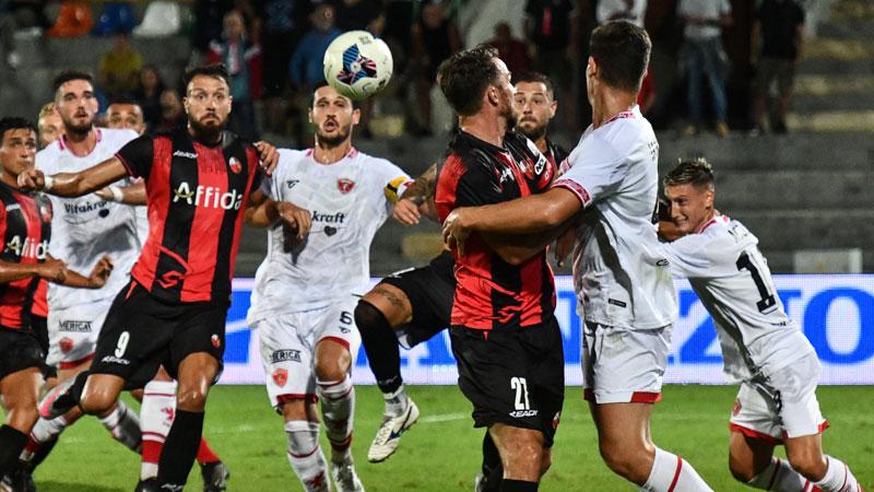 Lucchese, solo 100 biglietti ai tifosi per il match contro Sestri Levante<br>