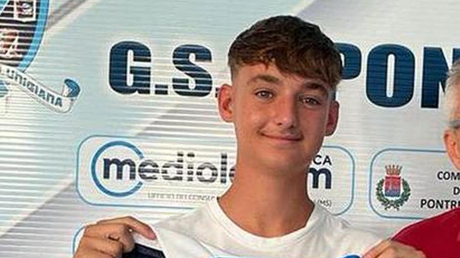 Lunigiana, morto a 16 anni nella caduta dall’Ape. Il padre: «Preghiamo per l’anima di Gabriel»