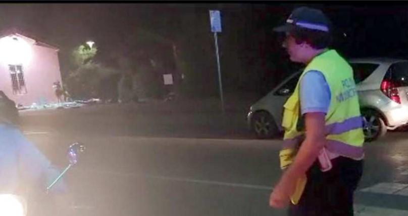 
	Nella foto in alto controlli dei vigili di Camaiore

