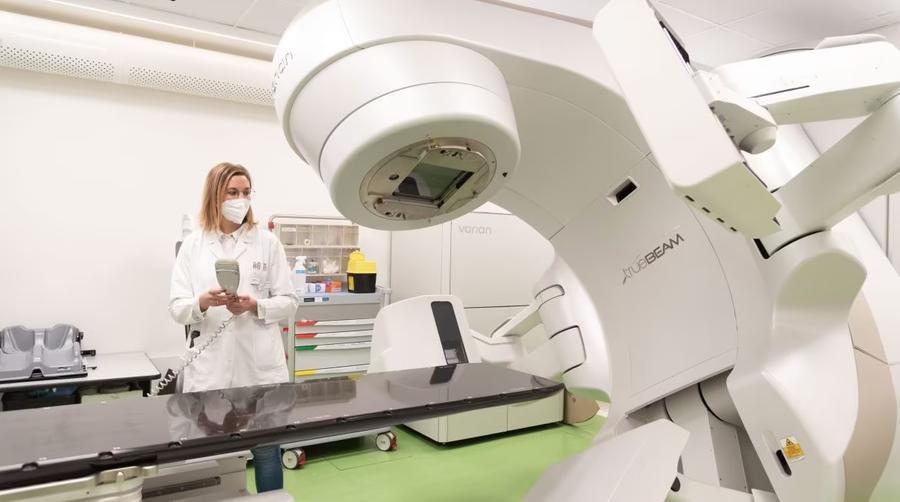 
	Un'apparecchiatura per la radioterapia

