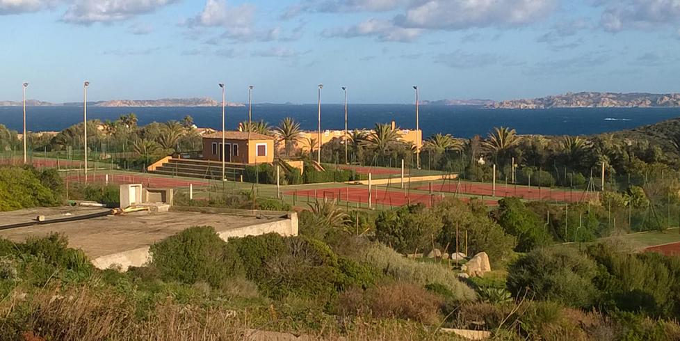 La Marmorata, in vendita all’asta i 18 campi da tennis del Comune 