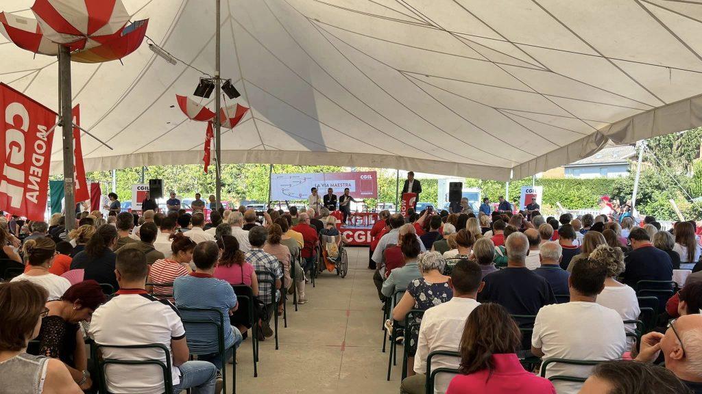 Modena. Cgil verso la mobilitazione a Roma In cinquecento a San Damaso con Landini<br />
<br />