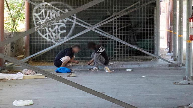 Empoli, la proposta: campi sportivi e drive-in nel posteggio alla stazione