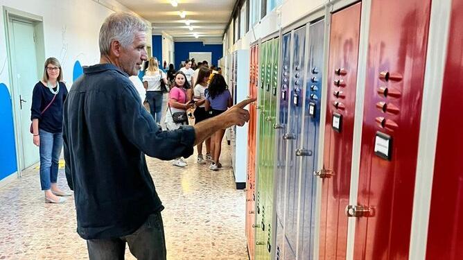 Rivoluzione a scuola sul modello Usa: aule personali per i prof, si spostano gli alunni