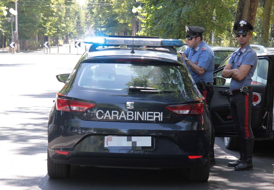 Anziano pestato per rapina alle Cascine: arrestato un 17enne a Firenze