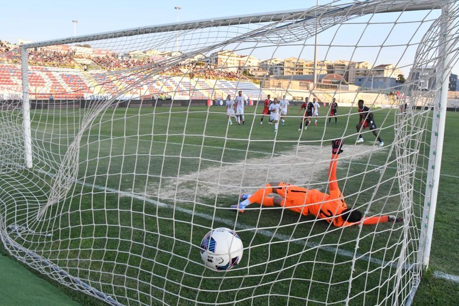
	Torres Rimini<em> (foto Mauro Chessa)</em>

