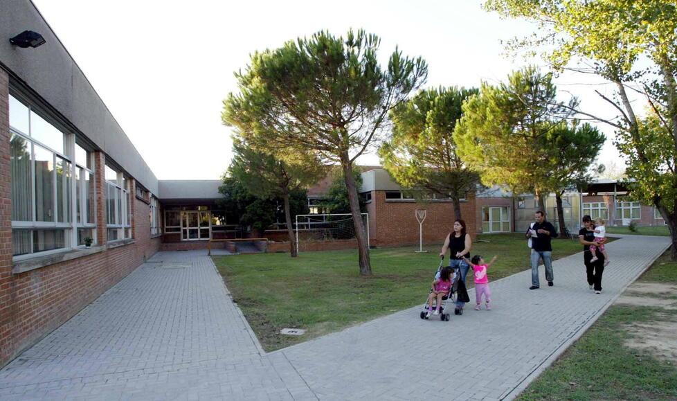 Una veduta della scuola elementare e dell’infanzia di Ponzano che è stata oggetto dei lavori