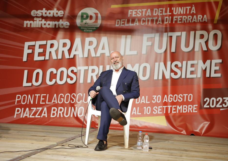 Sanità, alluvione e un’idea di futuro: Bonaccini lancia il Pd a Pontelagoscuro