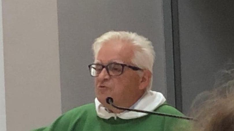 Padre Stenico verso Bologna, anche il sindaco Muzzarelli lo saluta: «Grazie per il tuo impegno a Modena»<br type="_moz" />
